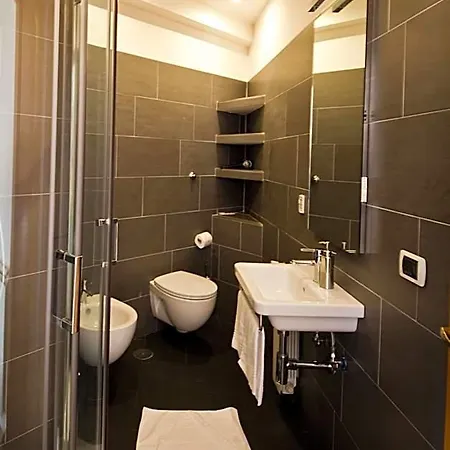 Tourist House روما